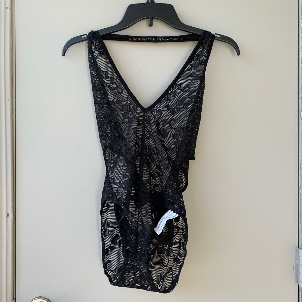Lace babydoll with tie on the back